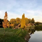 Nad Stawem Hébergement de vacances *