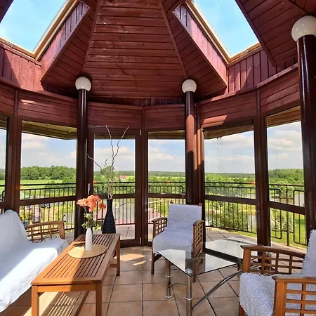 Nad Stawem Сasa de vacaciones *