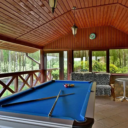 Nad Stawem בית נופש *