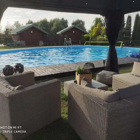 Nad Stawem ג'יאלדובו