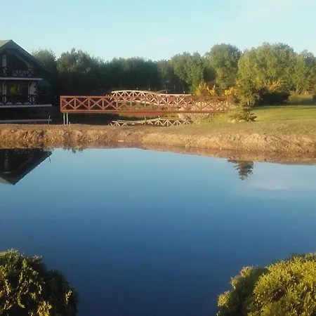 Nad Stawem ג'יאלדובו