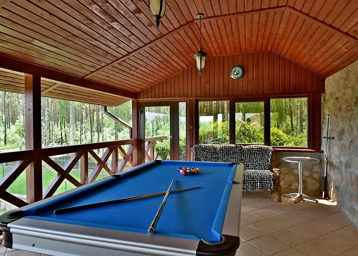 Nad Stawem Holiday home *