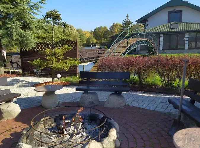 Nad Stawem Holiday home